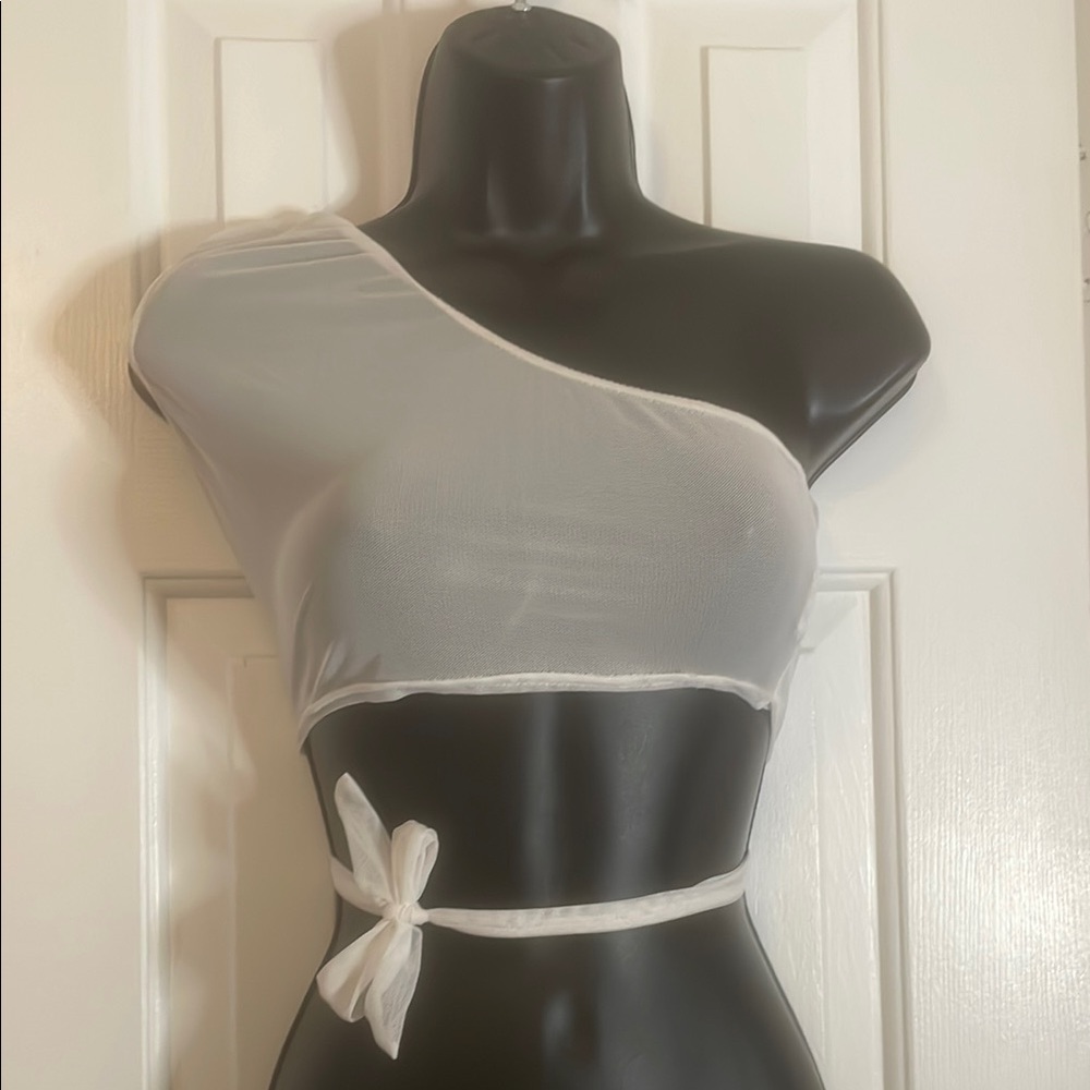 PrettyLittleThing White Sheer Mesh One-Shoulder Crop Top